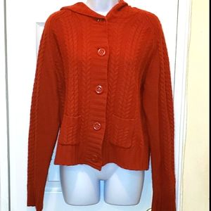 PARAPHRASE SWEATER WITH HOOD